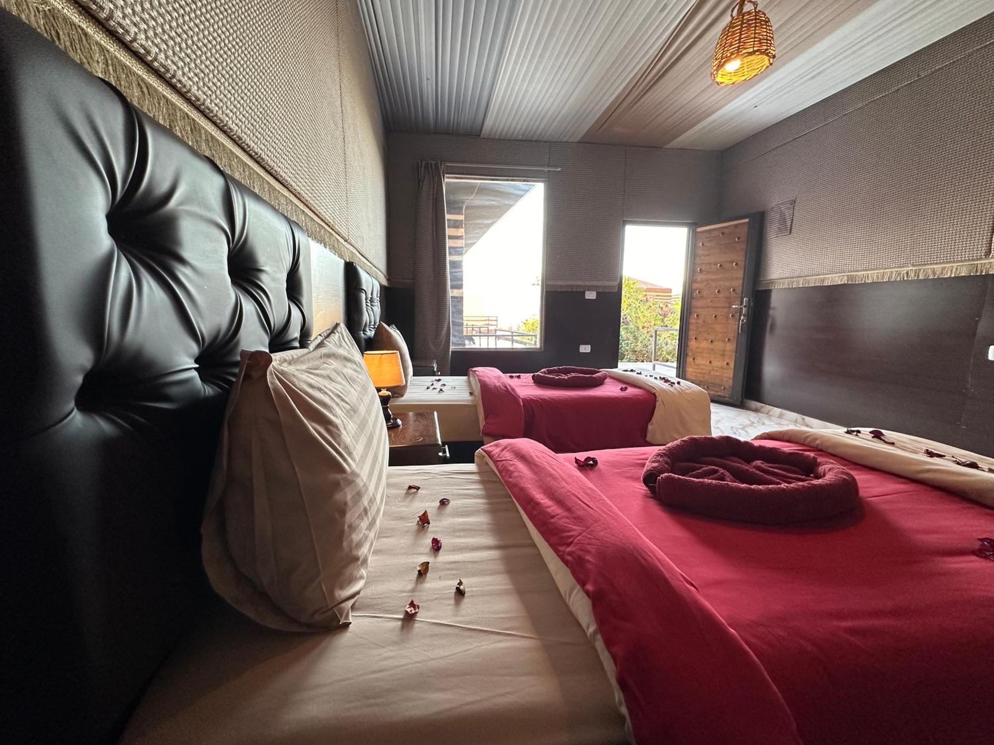Sharah Luxury Camp Hotel Wadi Rum Exterior photo